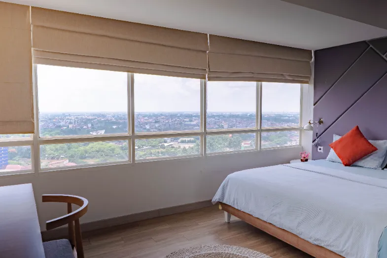 2 Bedroom Corner 65m²